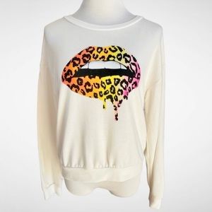 NWT Le Lis Collection Lips Pullover Sweatshirt Long Sleeves